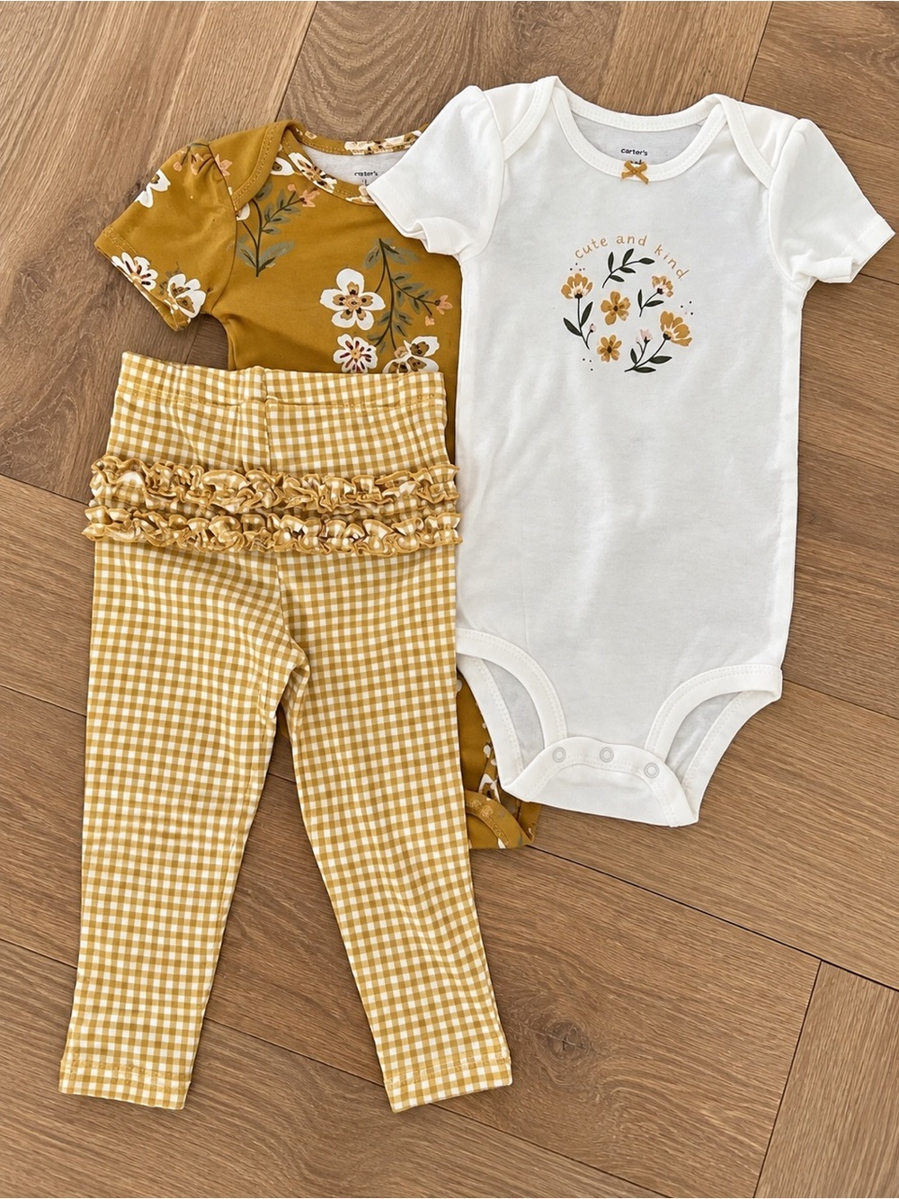 CARTER’S 3 PIECE SET 🌼 Floral GIRLS 24 MONTHS NWT BODYSUITS PANTS